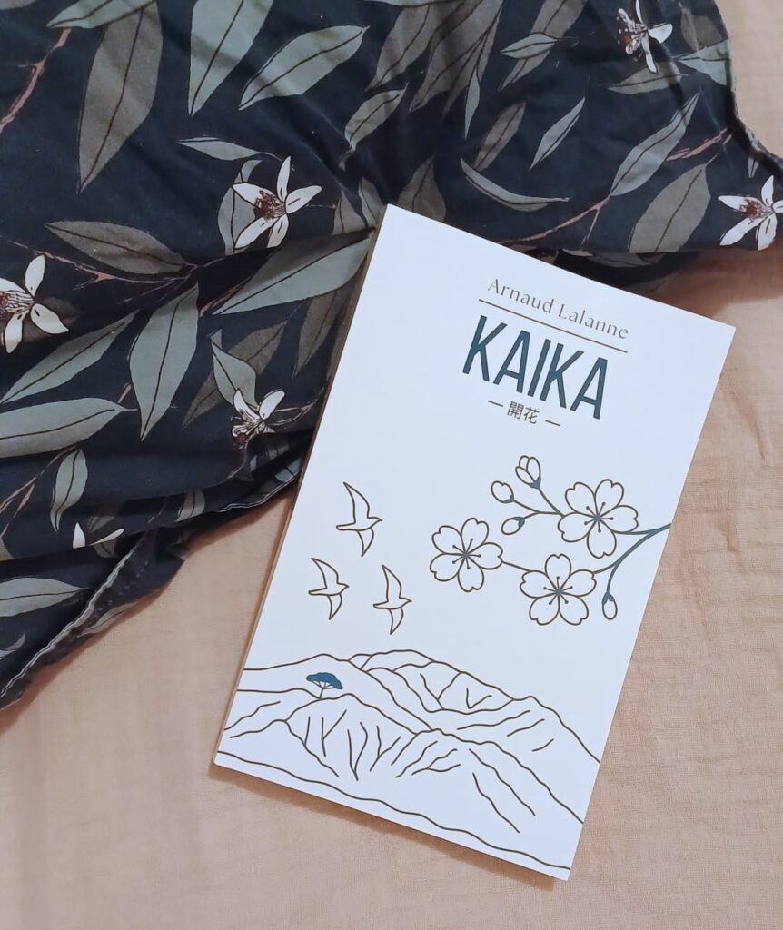 Kaika livre philosophique et spirituel de développement personnel écrit par Arnaud Lalanne écrivain voyageur en quête de sens